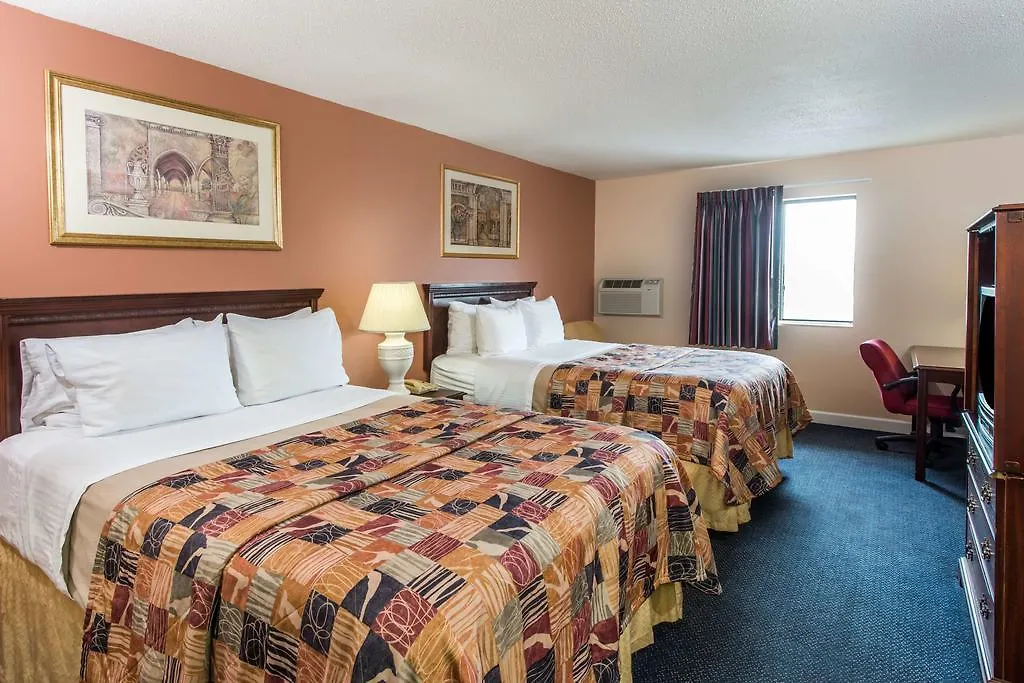 *** Hotel Knights Inn Wentzville Mo United States