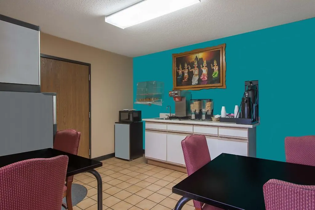 Knights Inn Wentzville Mo United States